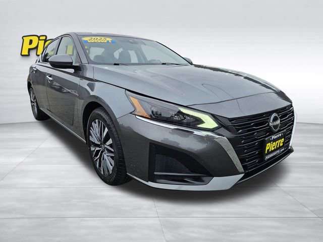 Used 2023 Nissan Altima 2.5 SV image 8