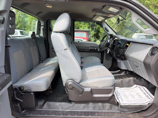 Used 2015 Ford F250 XL w/ Power Equipment Group AWD/4WD image 24