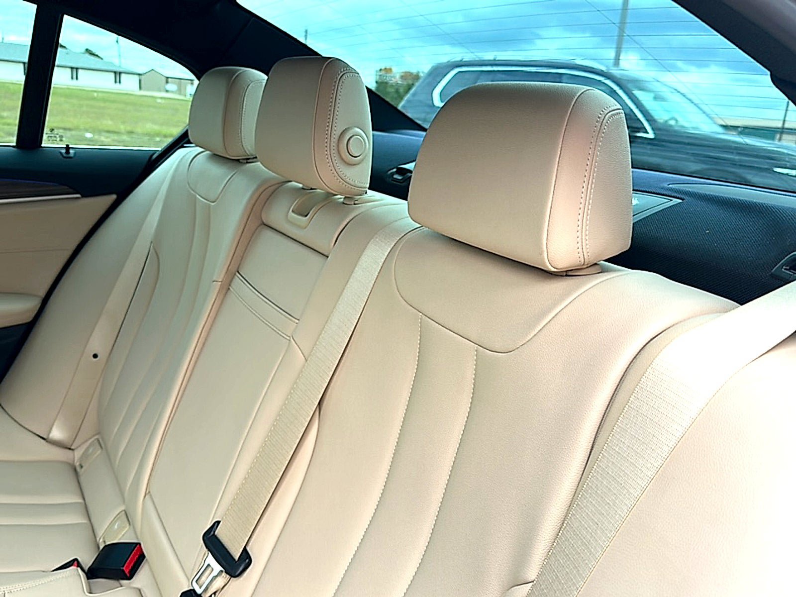 Used 2019 BMW 530i w/ Convenience Package RWD image 20