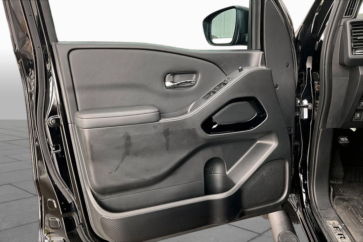 Certified 2023 Nissan Frontier SV w/ Midnight Edition Package RWD image 21