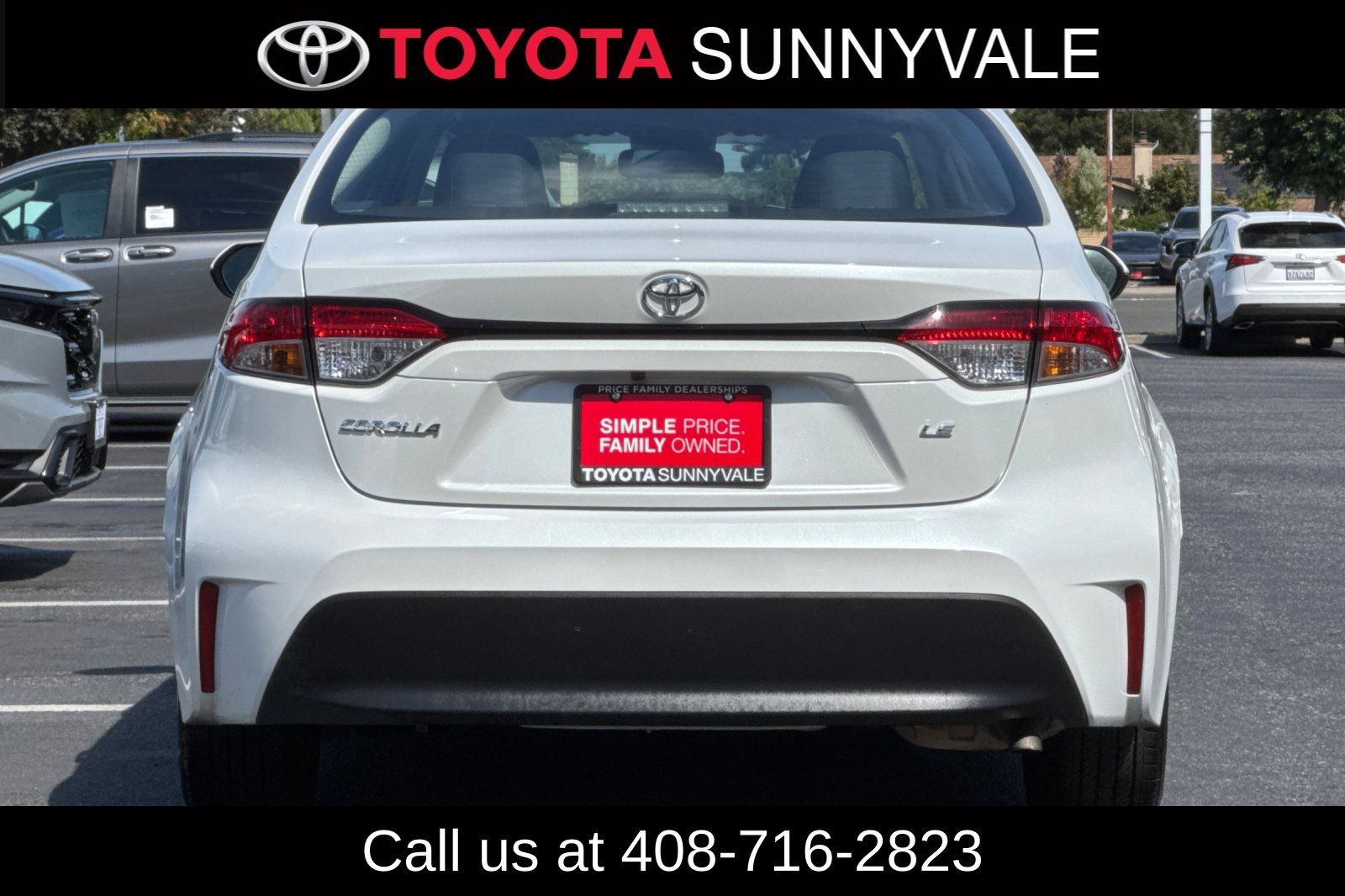 Used 2025 Toyota Corolla LE FWD image 5