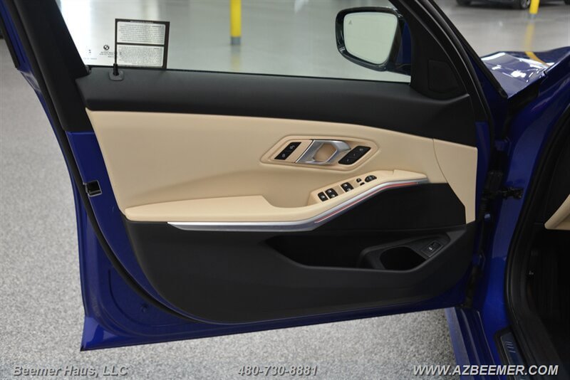Used 2024 BMW 330i Sedan w/ M Sport Package RWD image 40