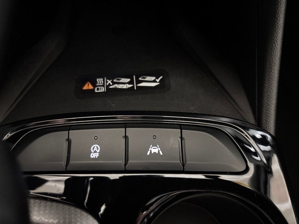 Used 2024 Buick Envista Avenir FWD image 23