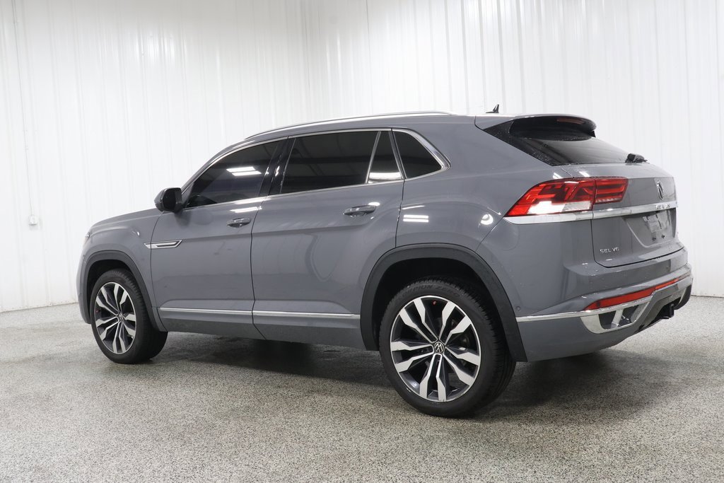 Used 2022 Volkswagen Atlas Cross Sport SEL Premium R-Line image 4