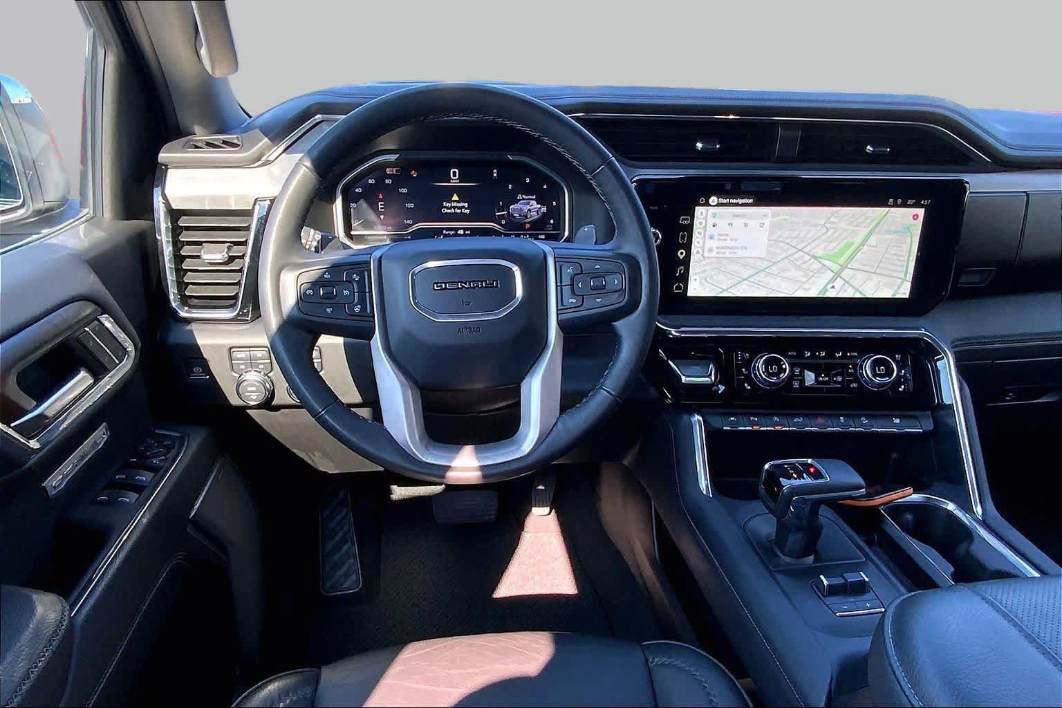 Used 2024 GMC Sierra 1500 Denali w/ Denali Reserve Package AWD/4WD image 6