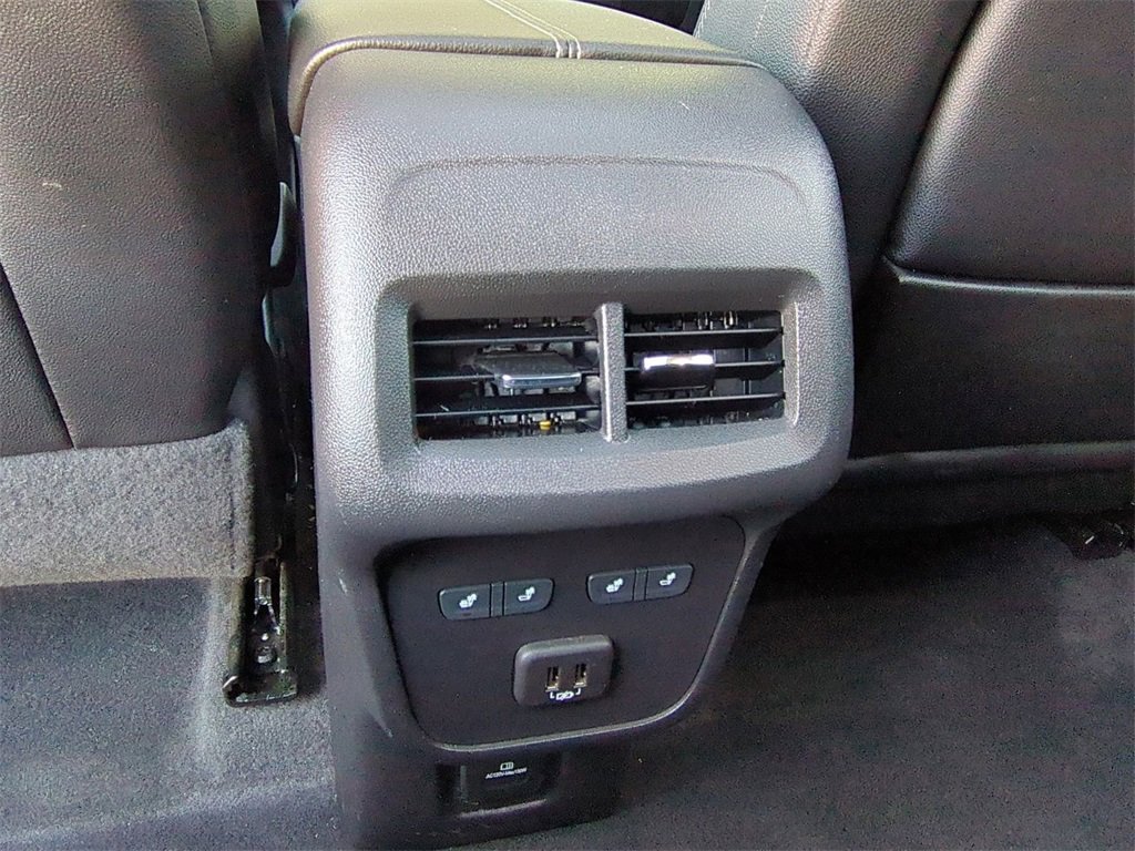 Used 2022 GMC Terrain Denali w/ Denali Premium Package image 24