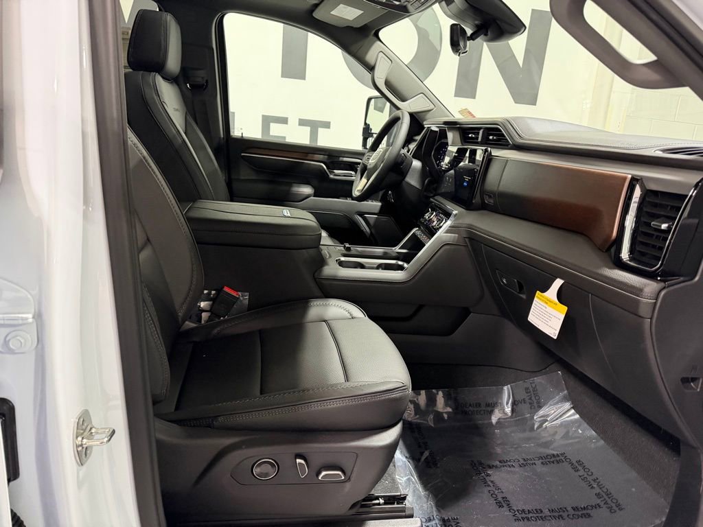 New 2026 GMC Sierra 2500 Denali w/ Max Trailering Package AWD/4WD image 29