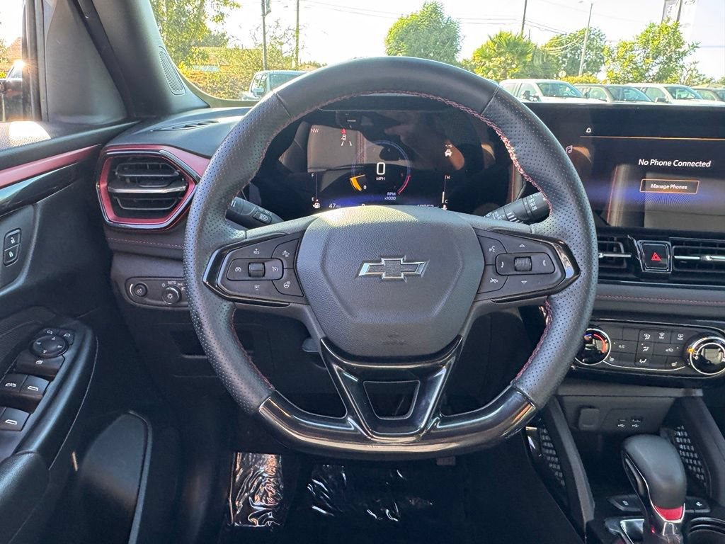 Used 2024 Chevrolet TrailBlazer RS w/ Driver Confidence Package FWD image 21