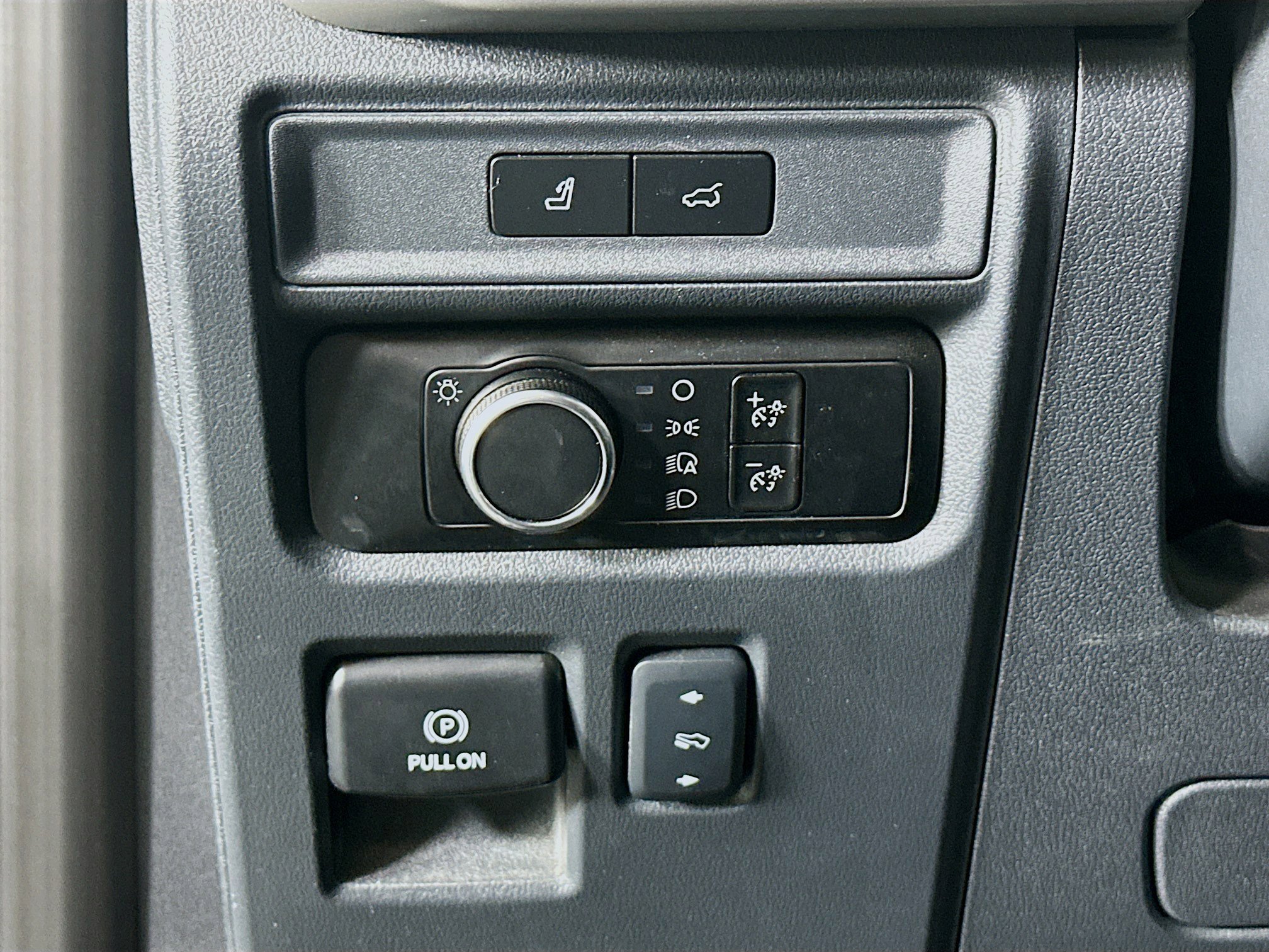 Used 2024 Ford Expedition Max XLT RWD image 17