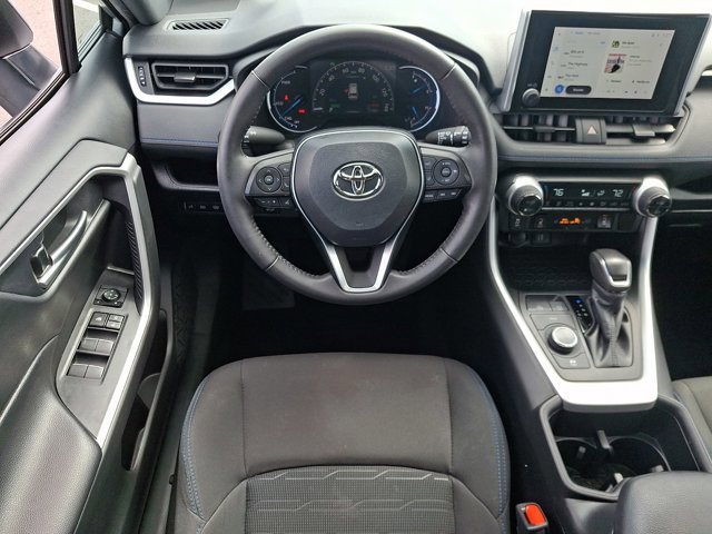 Certified 2024 Toyota RAV4 SE w/ Convenience Package image 11