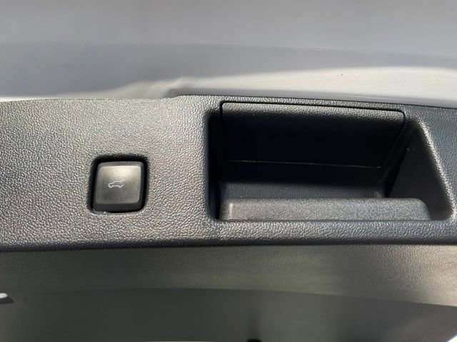 Used 2023 Ford Escape ST-Line image 25