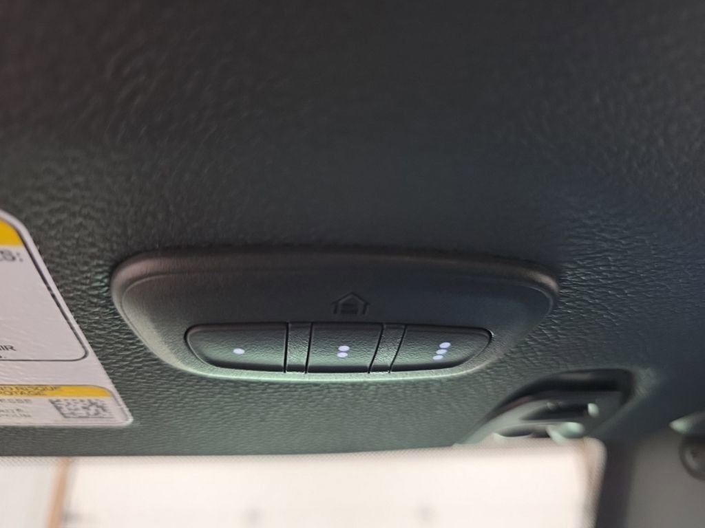 Used 2025 Jeep Wrangler Sahara w/ Technology Group image 22