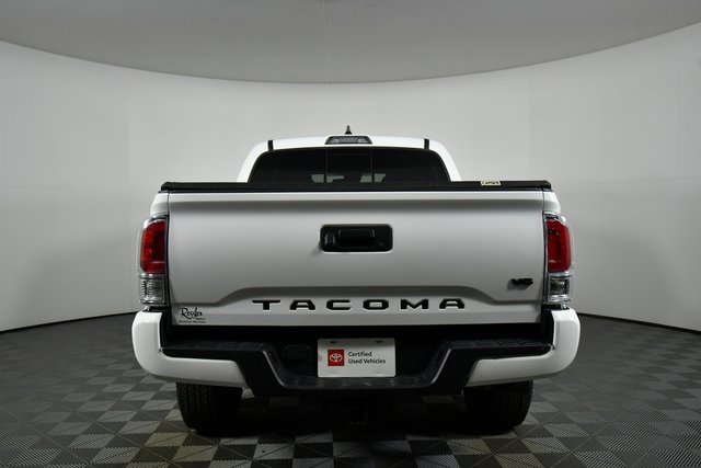 Used 2023 Toyota Tacoma TRD Off-Road image 12