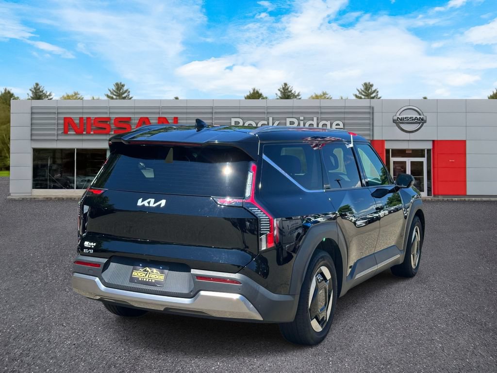 Used 2024 Kia EV9 Wind AWD/4WD image 5