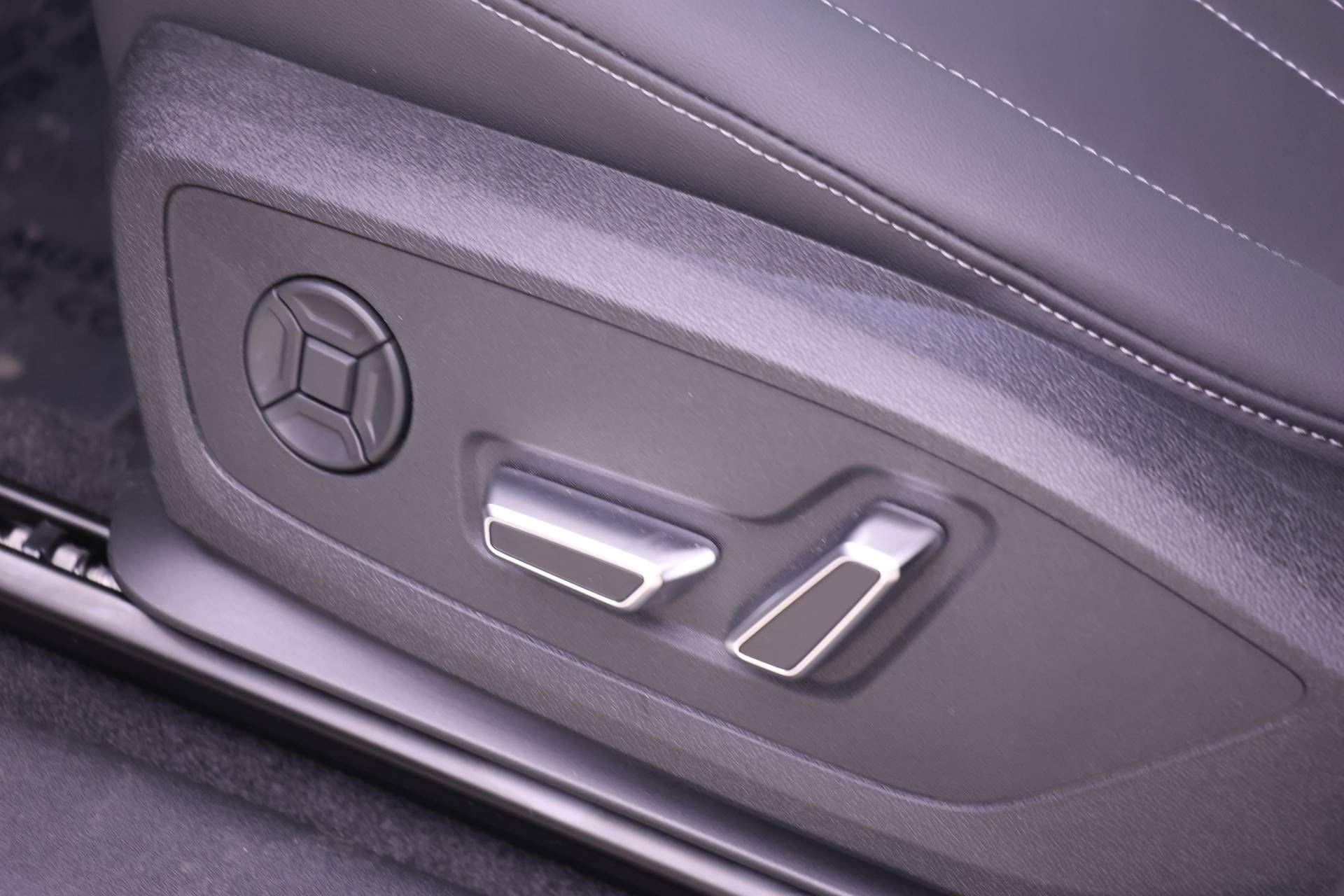 New 2026 Audi Q3 quattro 2.0T image 15