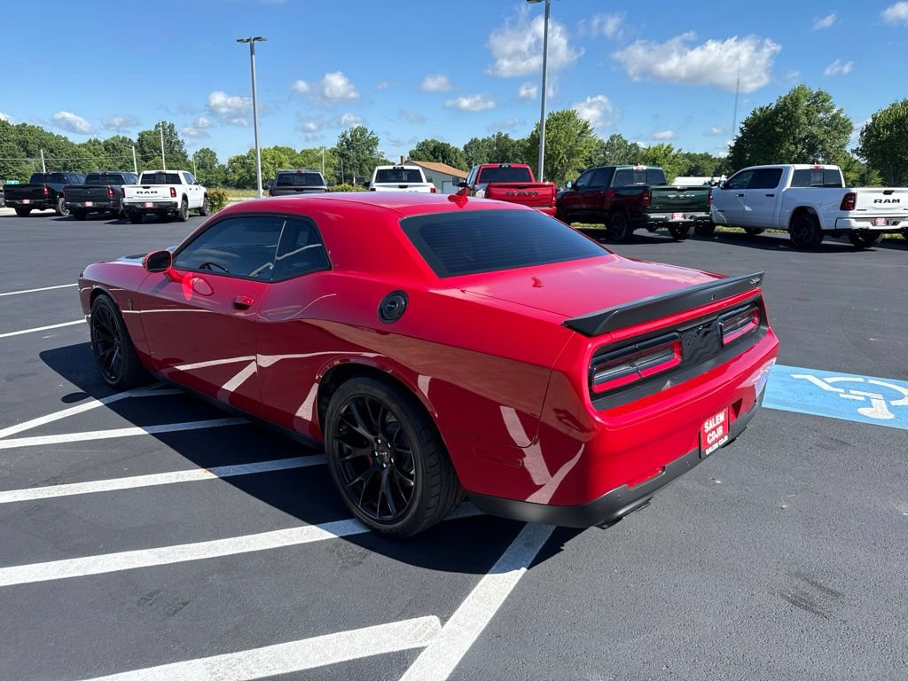Used 2016 Dodge Challenger SRT Hellcat RWD image 6