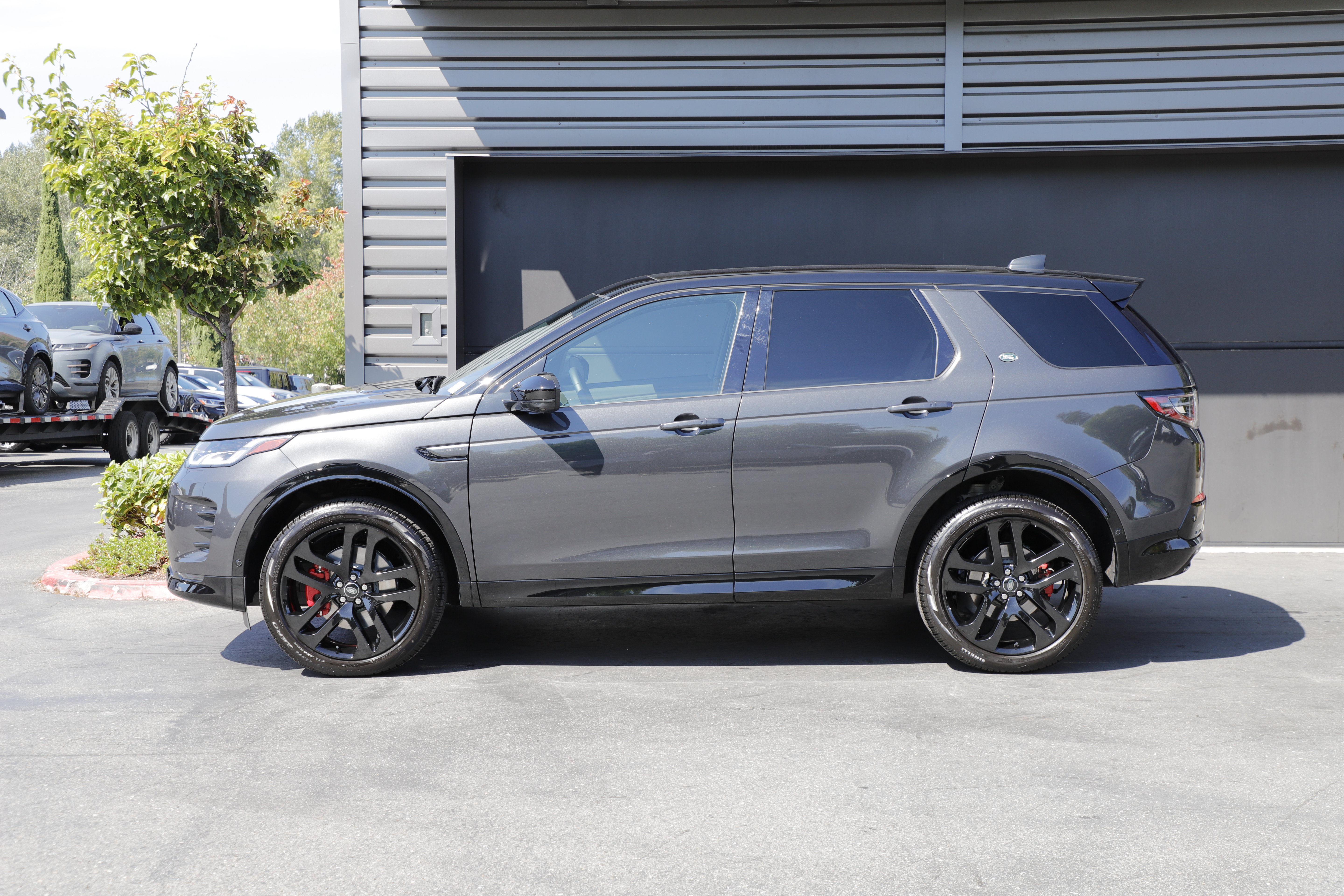 Certified 2025 Land Rover Discovery Sport Dynamic SE AWD/4WD image 7