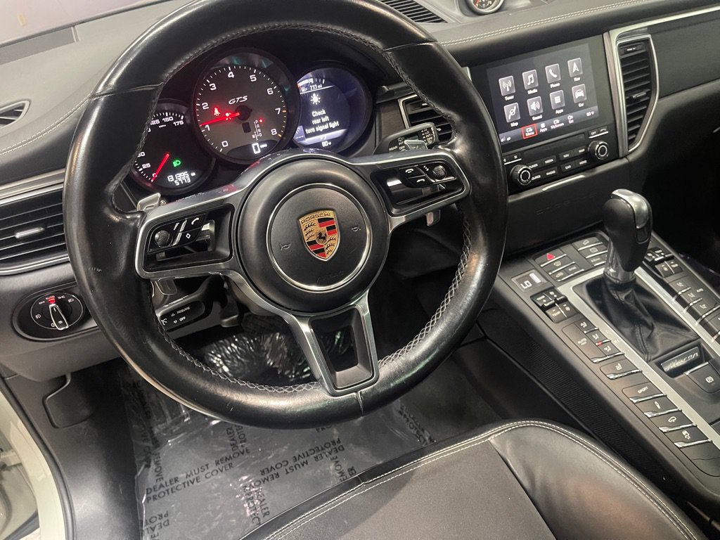 Used 2017 Porsche Macan GTS AWD/4WD image 15