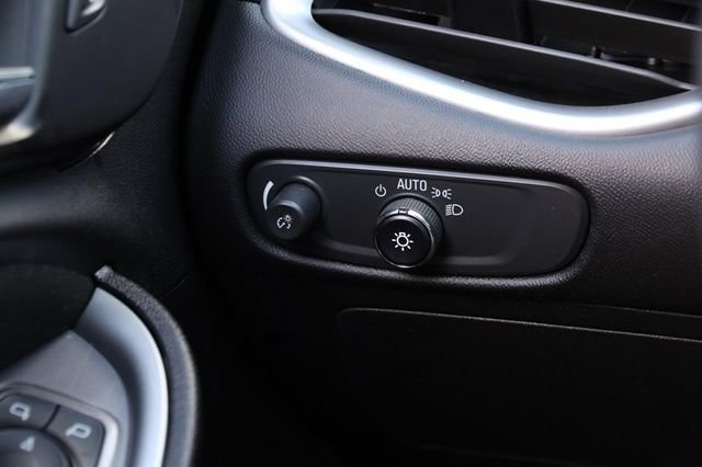 Used 2024 Chevrolet Malibu LT FWD image 19
