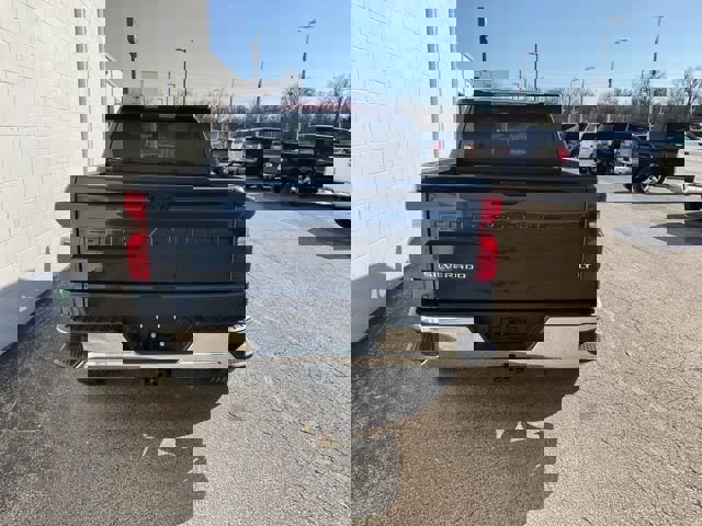 Used 2022 Chevrolet Silverado 1500 LT image 7