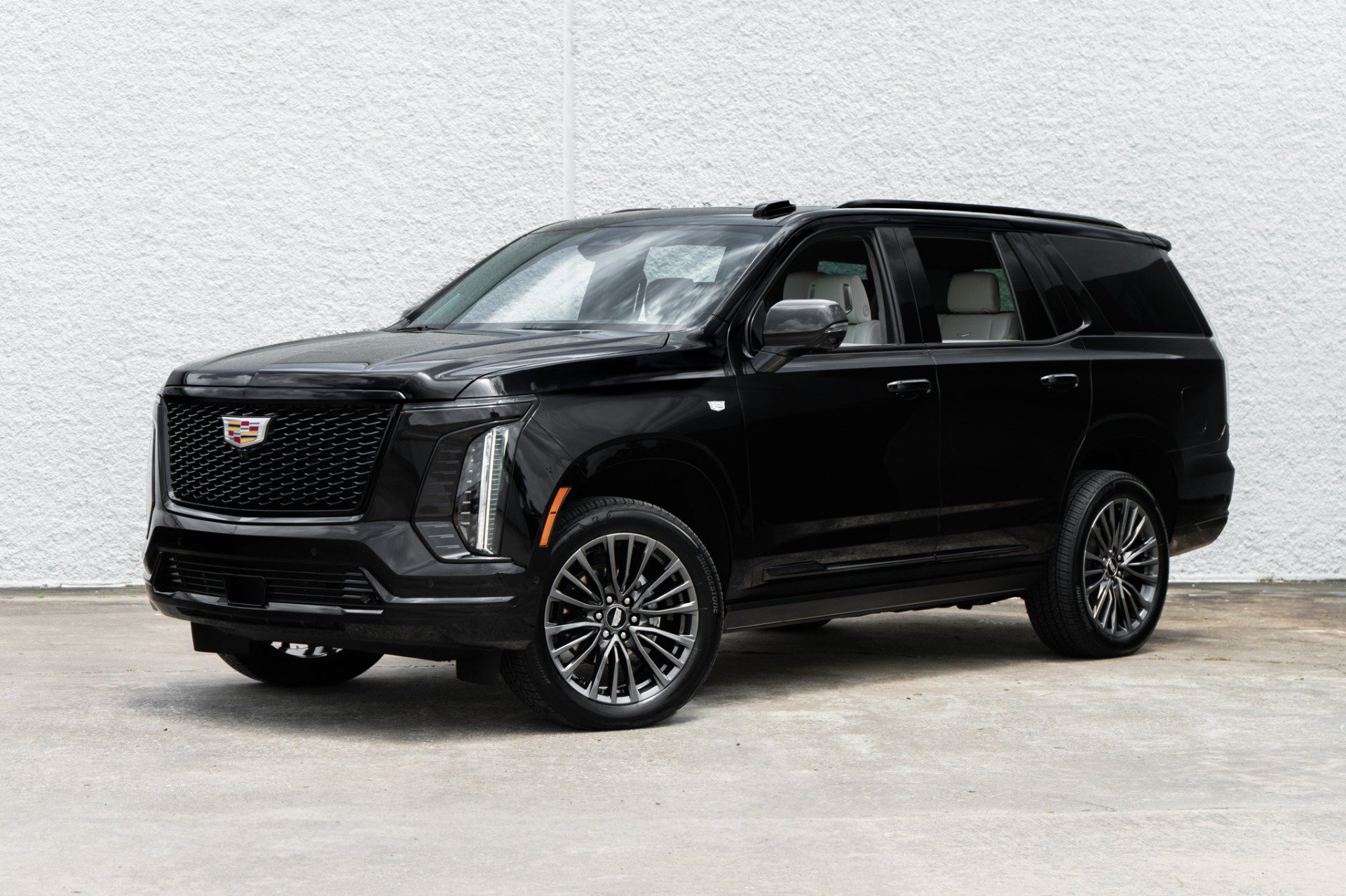 Used 2026 Cadillac Escalade Platinum Sport w/ LPO, Floor Liner Package AWD/4WD image 1