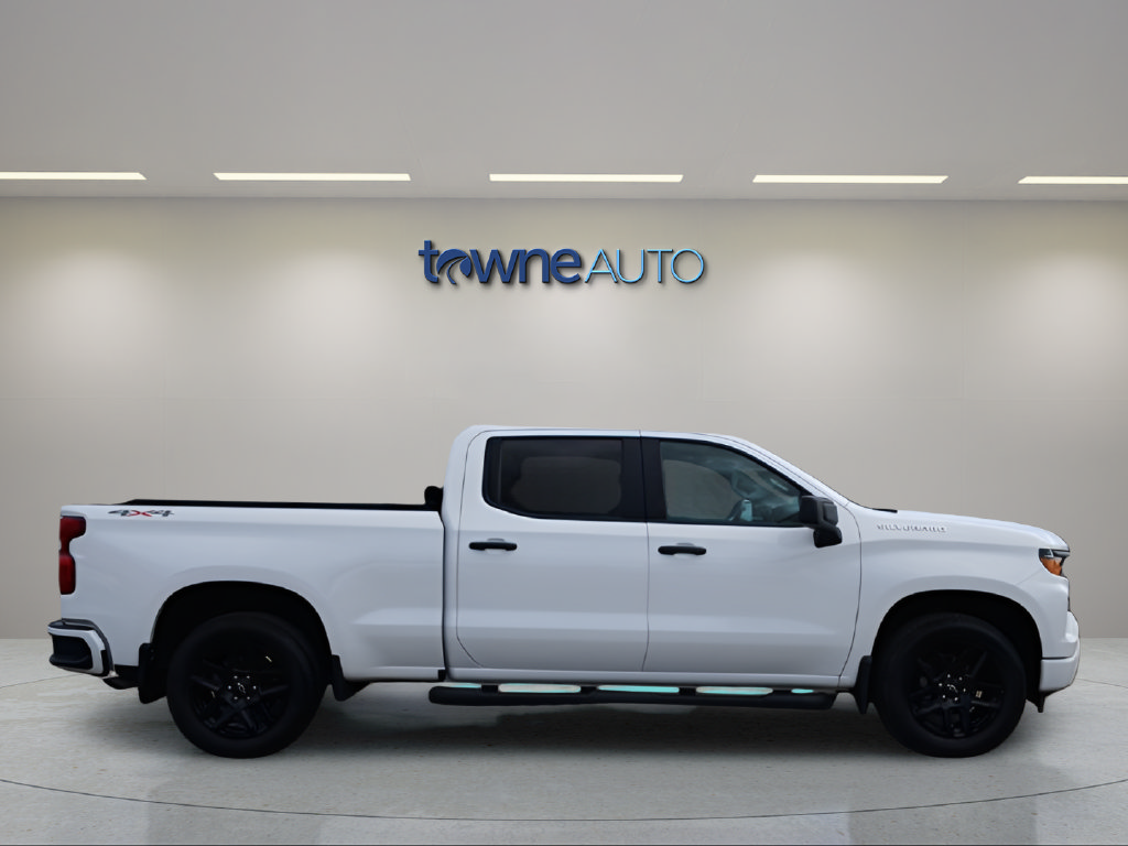 Used 2024 Chevrolet Silverado 1500 Custom AWD/4WD image 7
