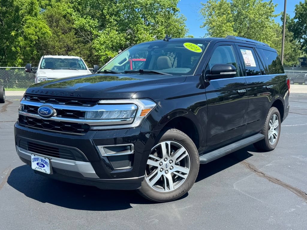 Used 2024 Ford Expedition Limited AWD/4WD image 32