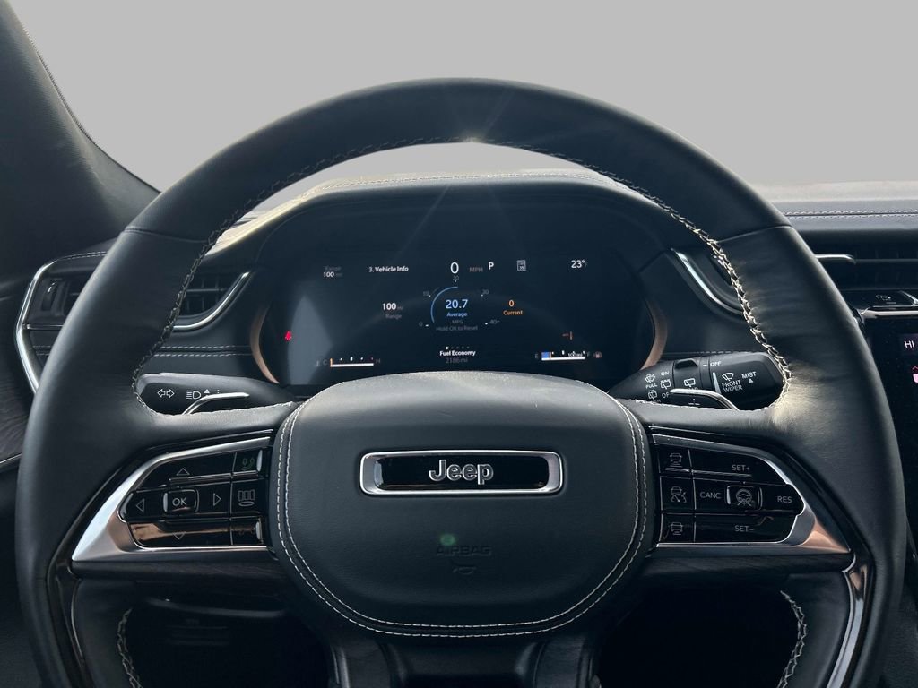 New 2025 Jeep Grand Cherokee Overland w/ Adv Protech Group III AWD/4WD image 7