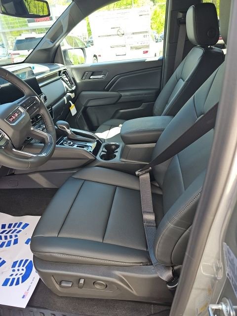 New 2025 GMC Canyon Elevation w/ Convenience Package image 12