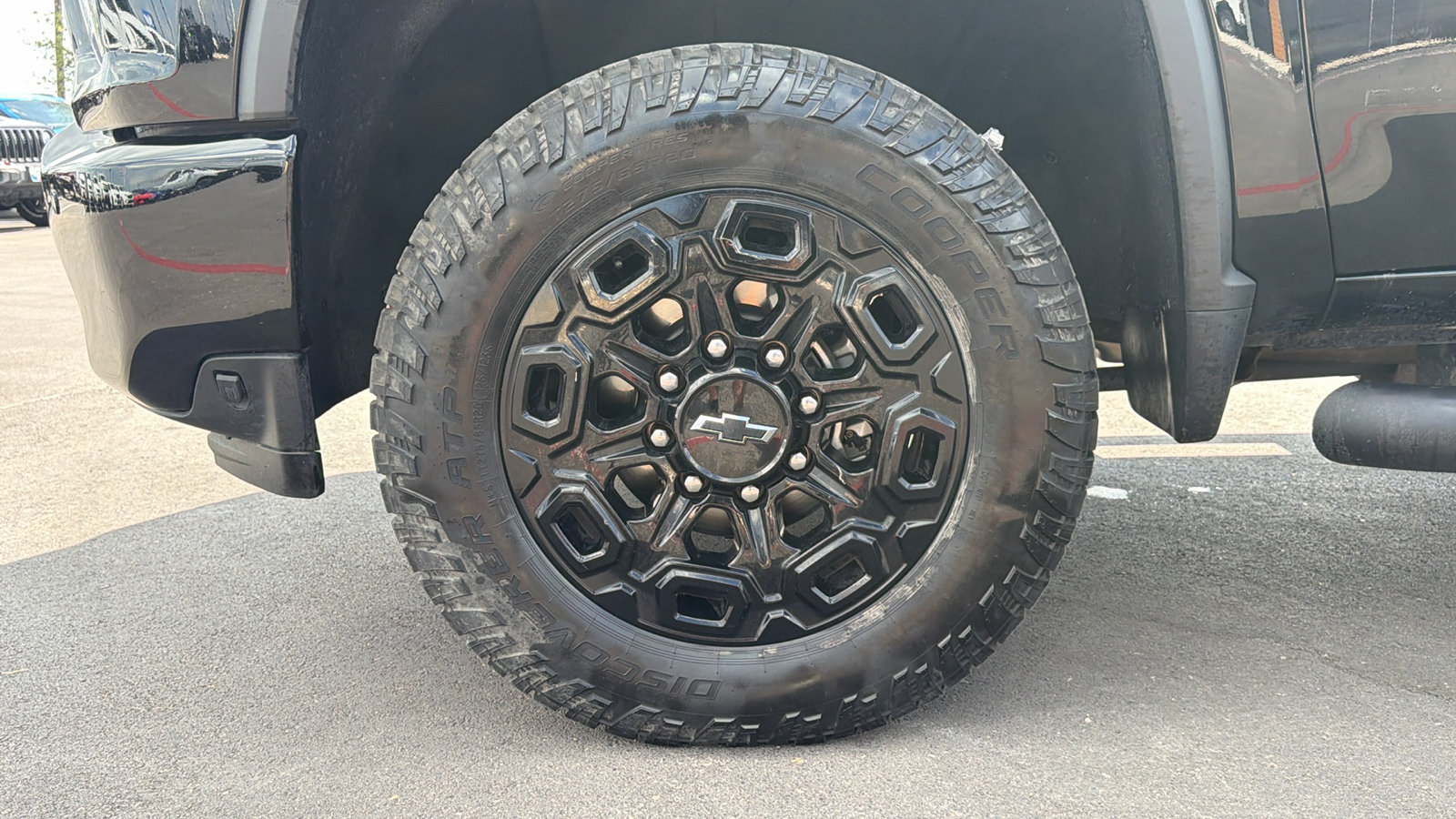 Used 2022 Chevrolet Silverado 2500 LTZ w/ LTZ Plus Package AWD/4WD image 28