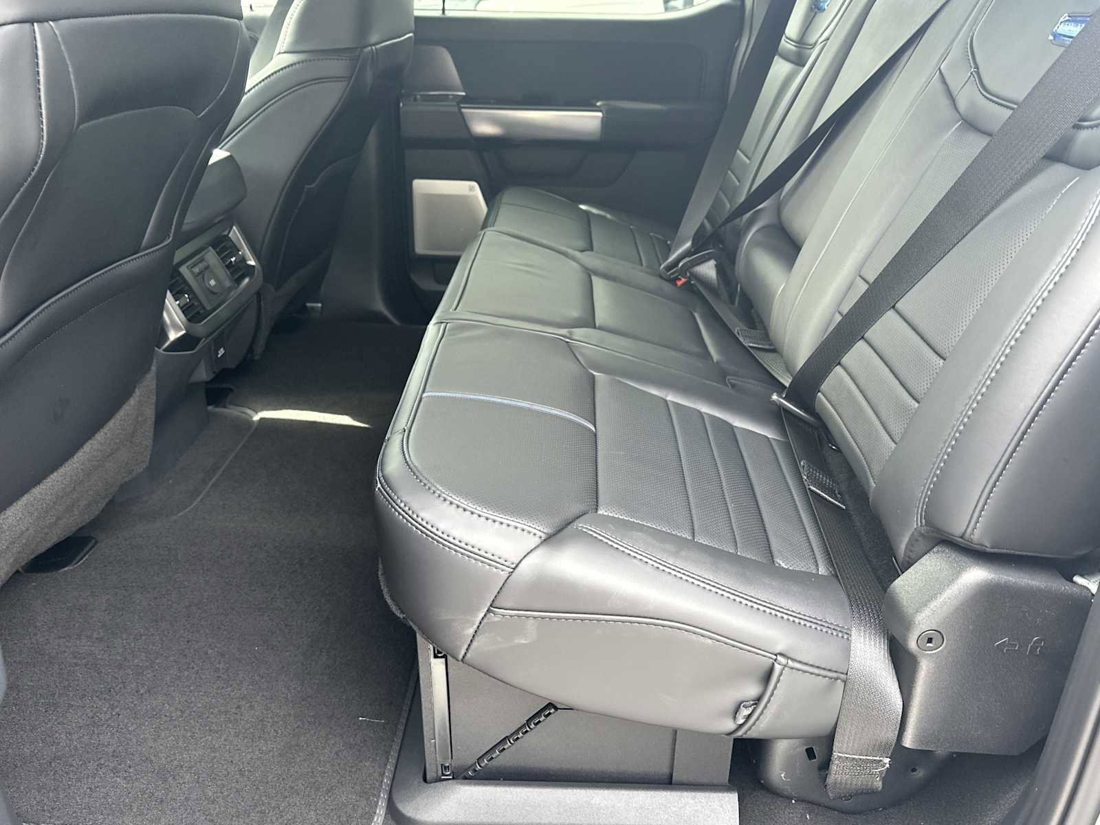 New 2026 Ford F250 Platinum image 27