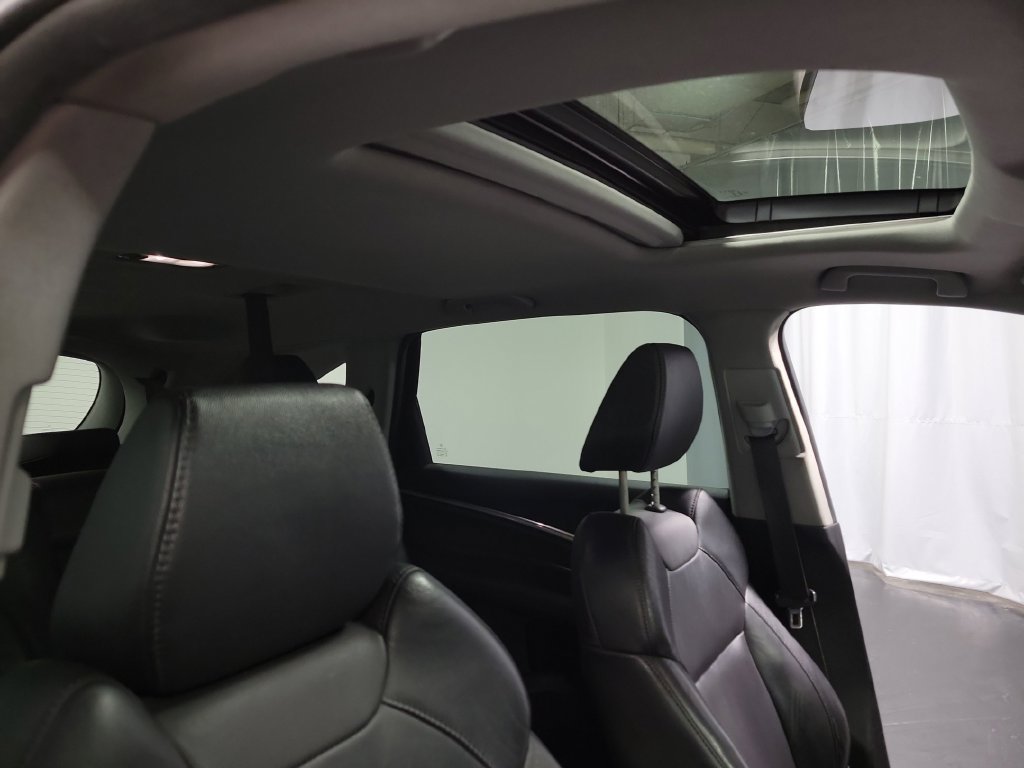 Used 2016 Acura MDX SH-AWD image 36
