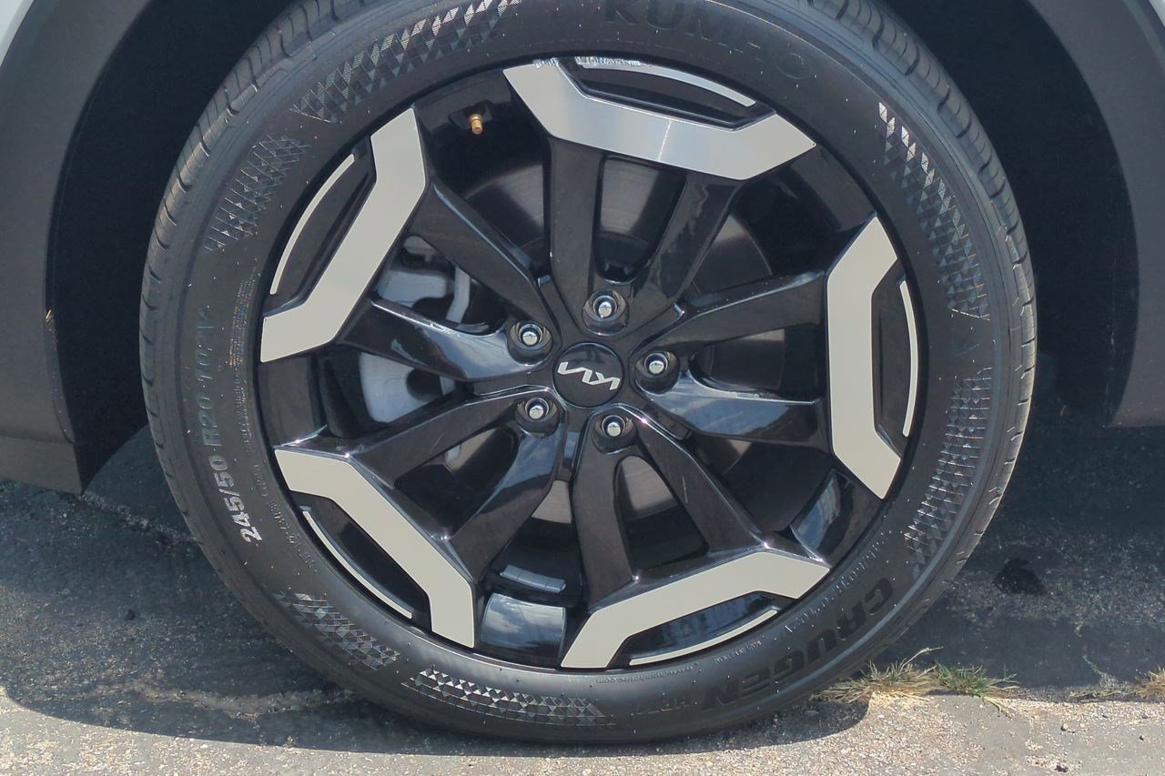 Certified 2023 Kia Telluride S FWD image 27