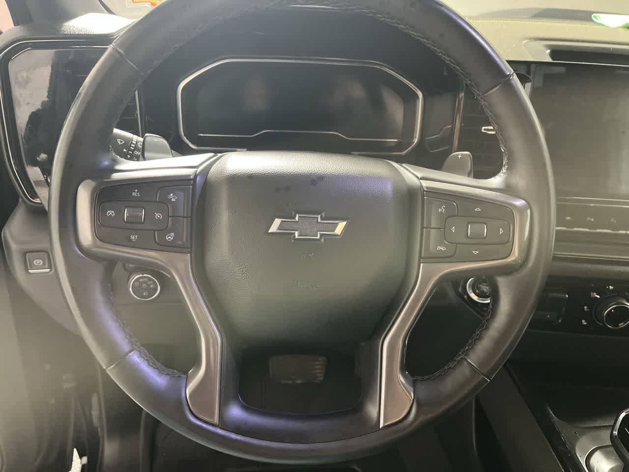 Used 2024 Chevrolet Silverado 1500 ZR2 w/ Technology Package AWD/4WD image 16