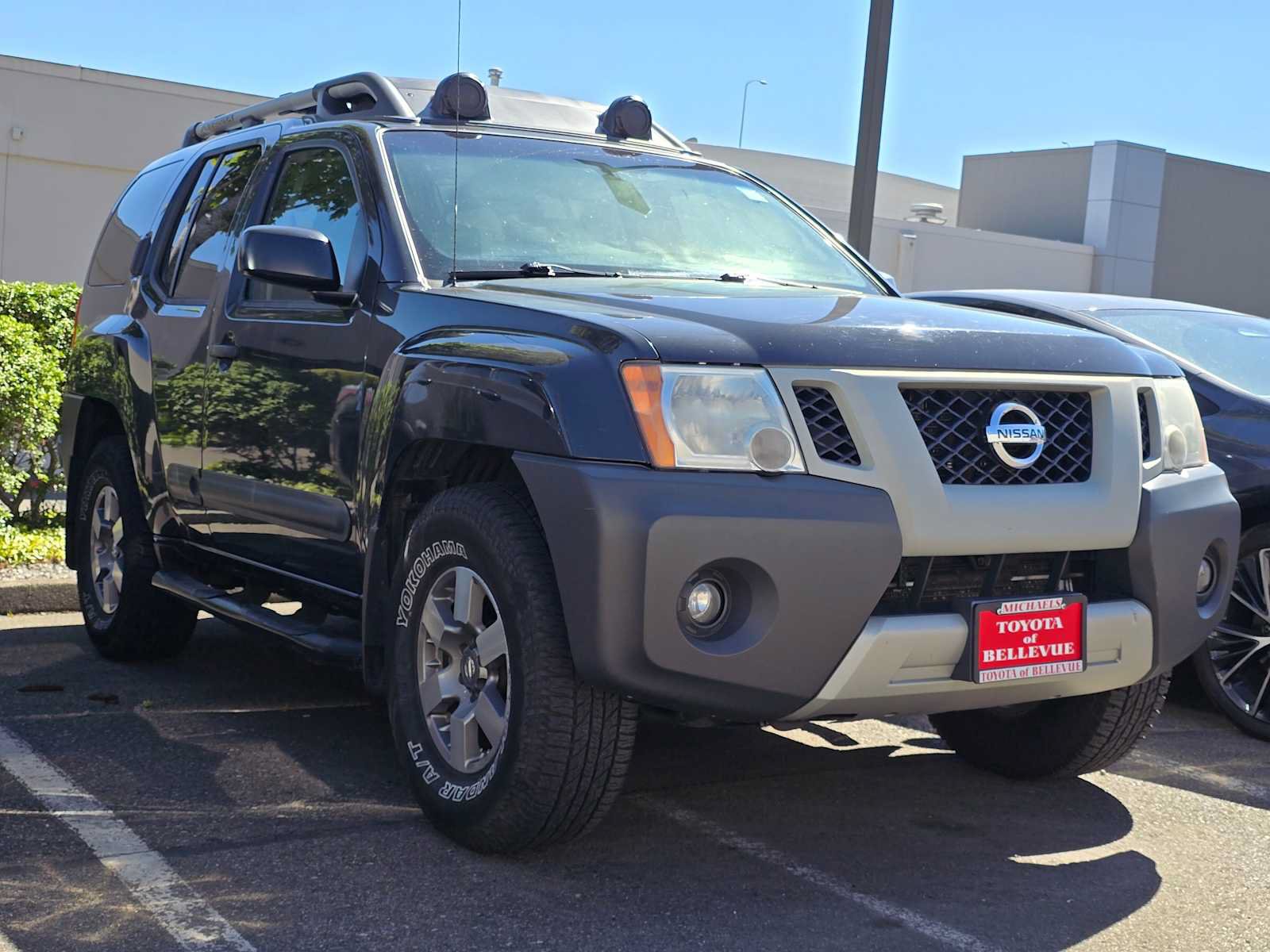 Used 2012 Nissan Xterra PRO-4X w/ Pro-4x Leather Pkg AWD/4WD image 3