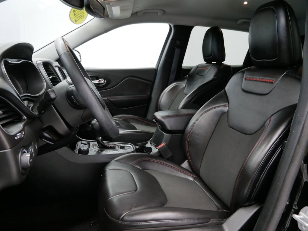 Certified 2022 Jeep Cherokee Trailhawk w/ Comfort/Convenience Group image 3