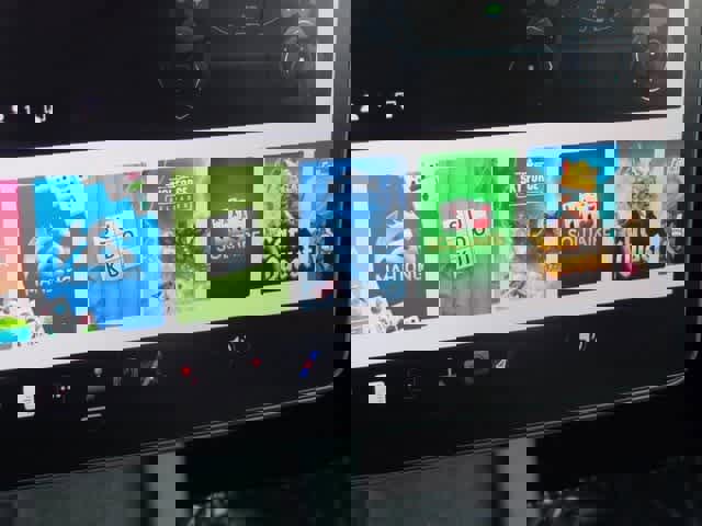 Used 2025 Tesla Model Y Long Range image 25