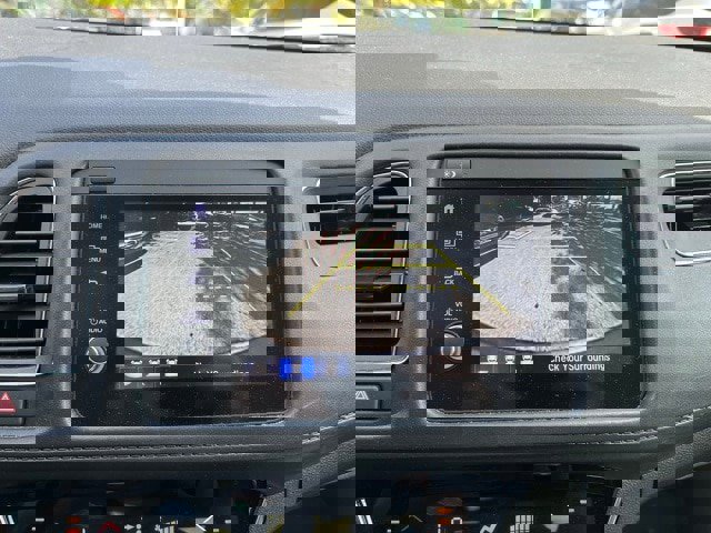 Used 2020 Honda HR-V Touring image 9