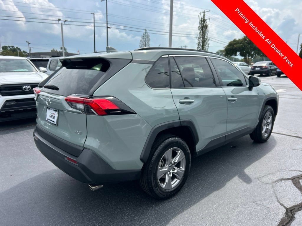 Used 2023 Toyota RAV4 XLE FWD image 18