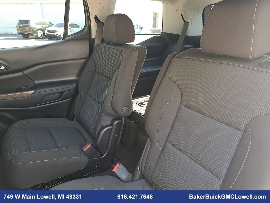 Used 2023 GMC Acadia SLE w/ Driver Convenience Package image 16