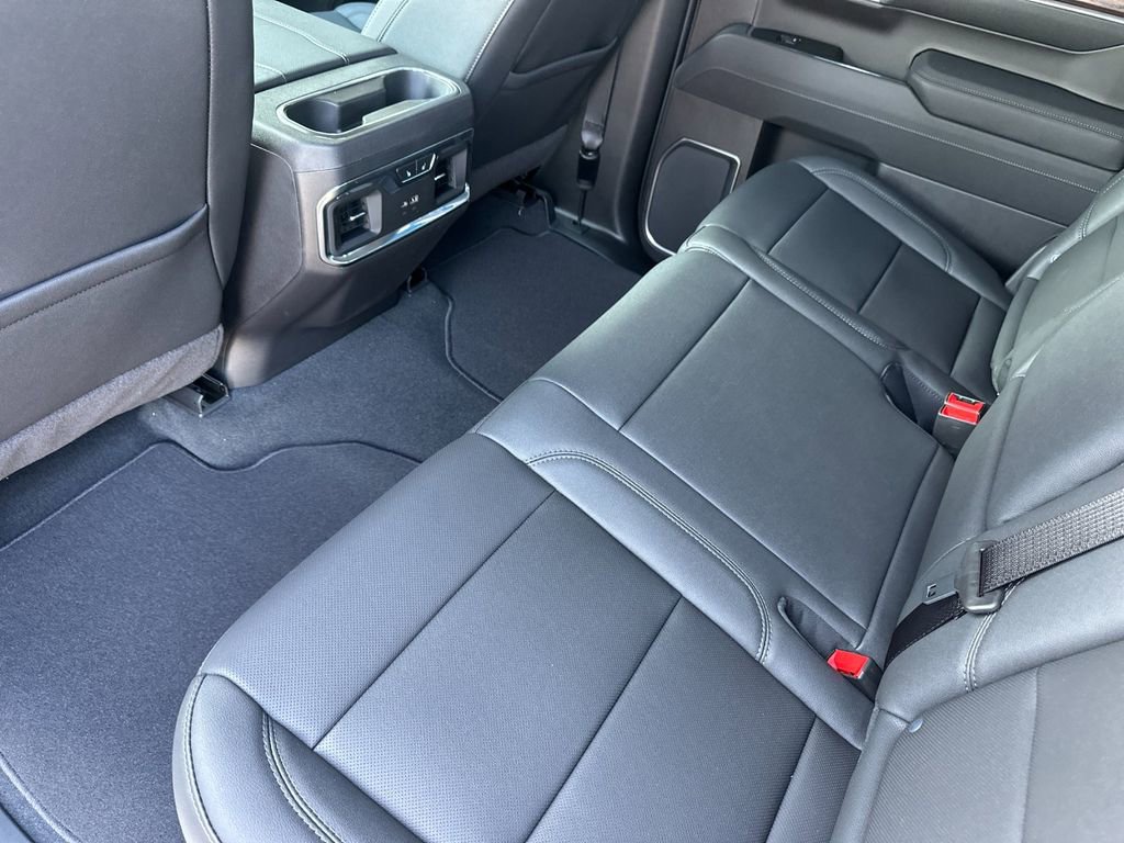 New 2026 GMC Sierra 1500 SLT w/ SLT Premium Plus Package image 11
