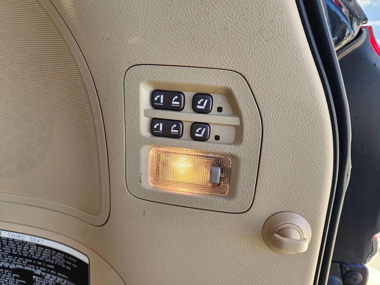 Used 2013 Lexus LX 570 LX 570 Sport Utility 4D w/ Luxury Pkg w/Pre-crash image 16