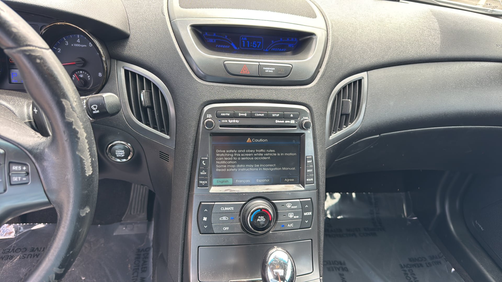 Used 2011 Hyundai Genesis 3.8 RWD image 15