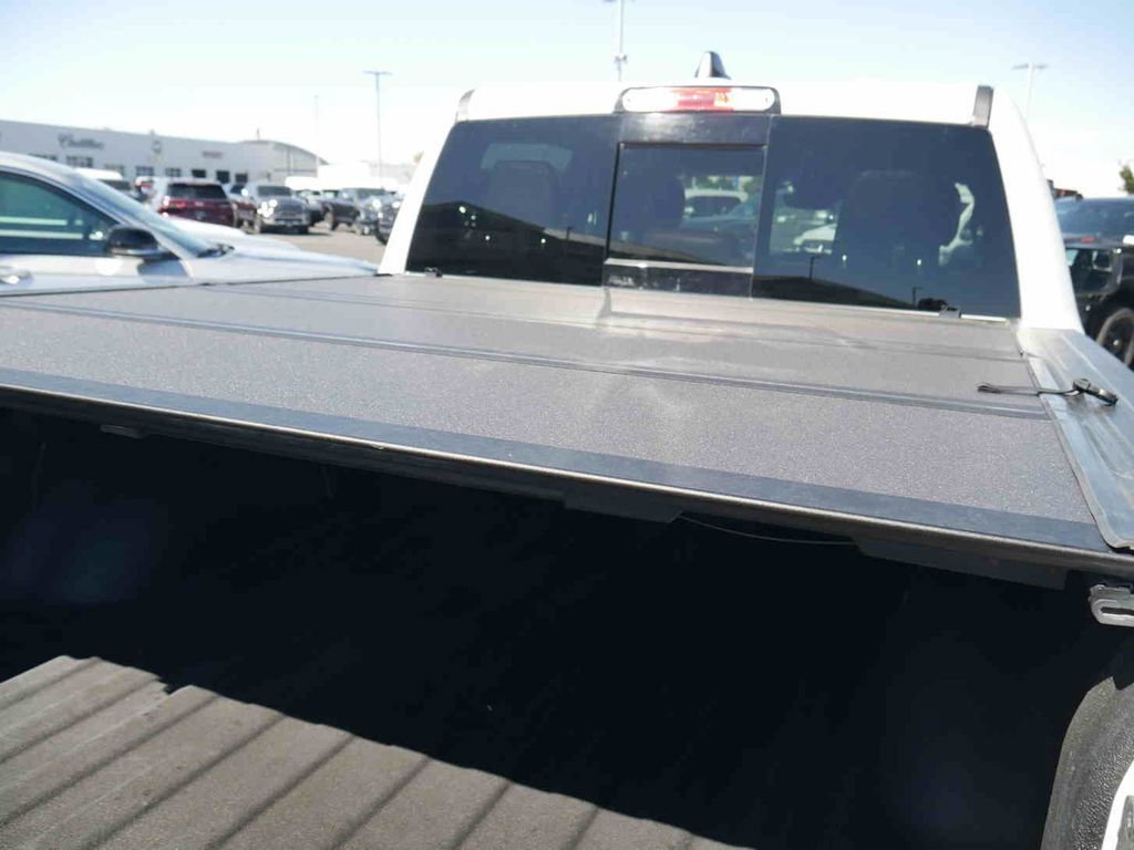 Used 2022 RAM 1500 Limited w/ Body-Colour Bumper Group image 11
