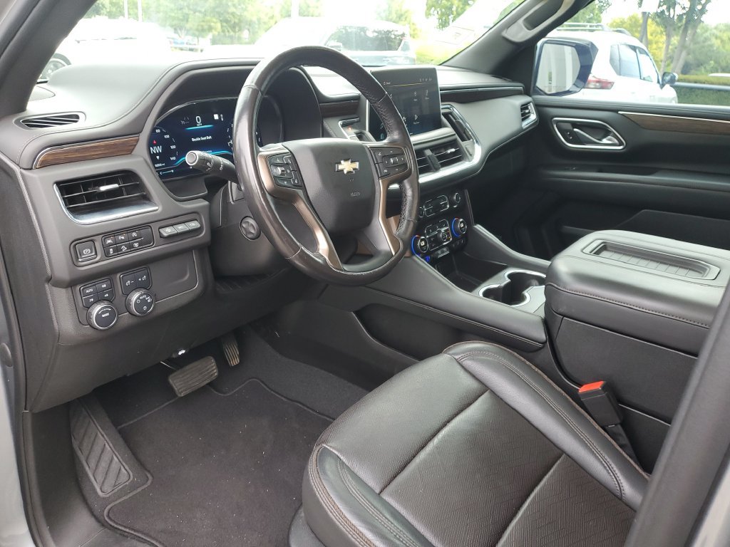 Used 2023 Chevrolet Tahoe High Country AWD/4WD image 23