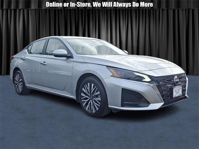 Certified 2023 Nissan Altima 2.5 SV