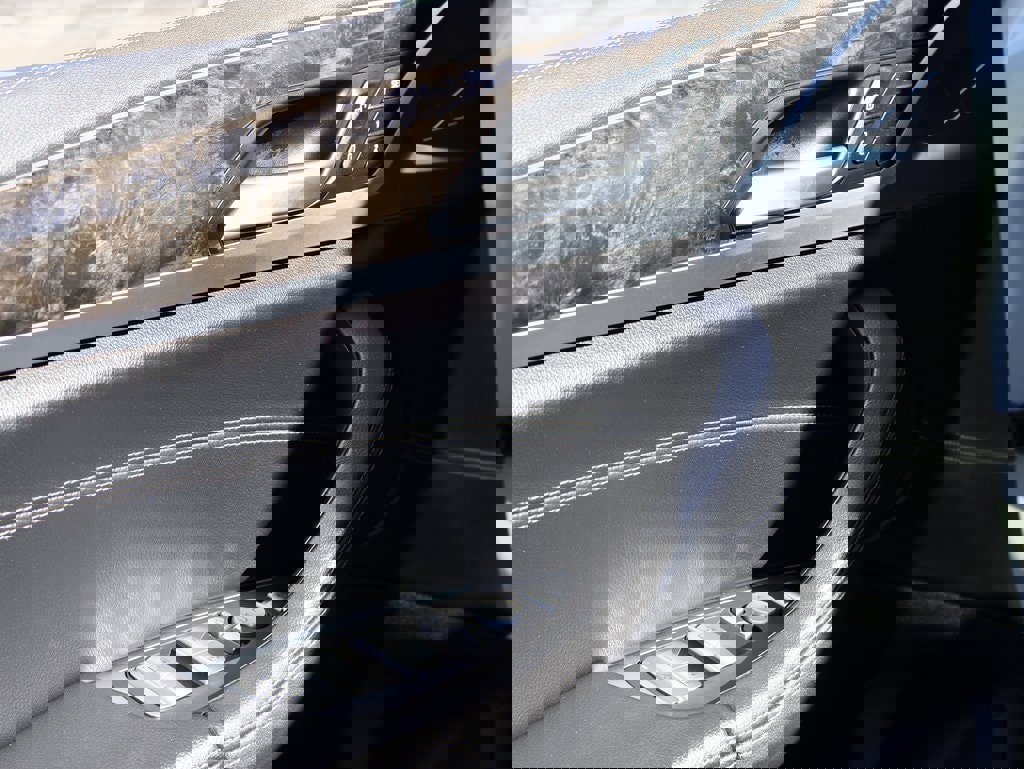 Used 2020 BMW X3 xDrive30i w/ Premium Package image 23