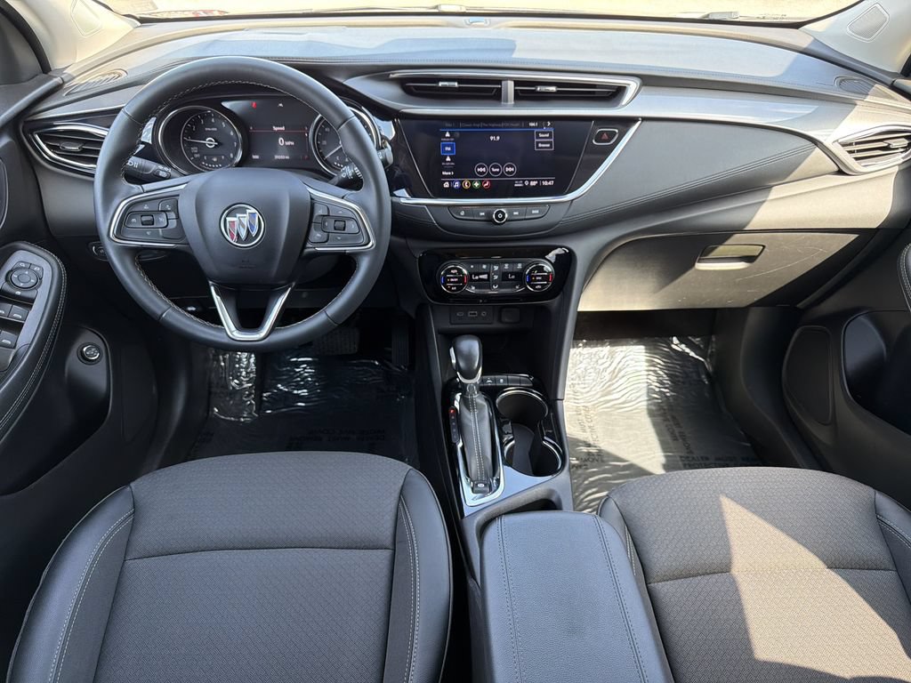 Used 2023 Buick Encore GX Select FWD image 2