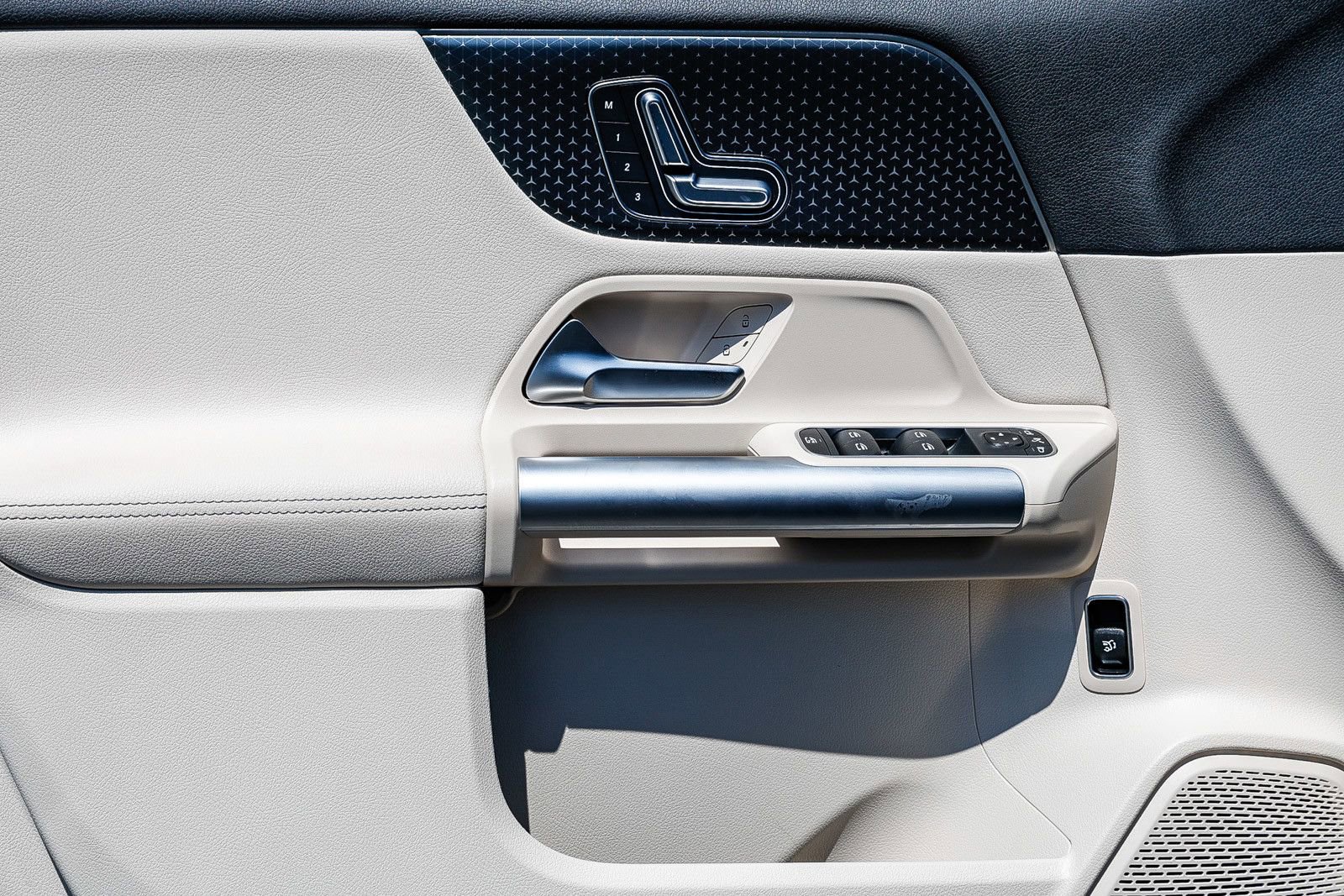 Certified 2025 Mercedes-Benz GLA 250 image 21