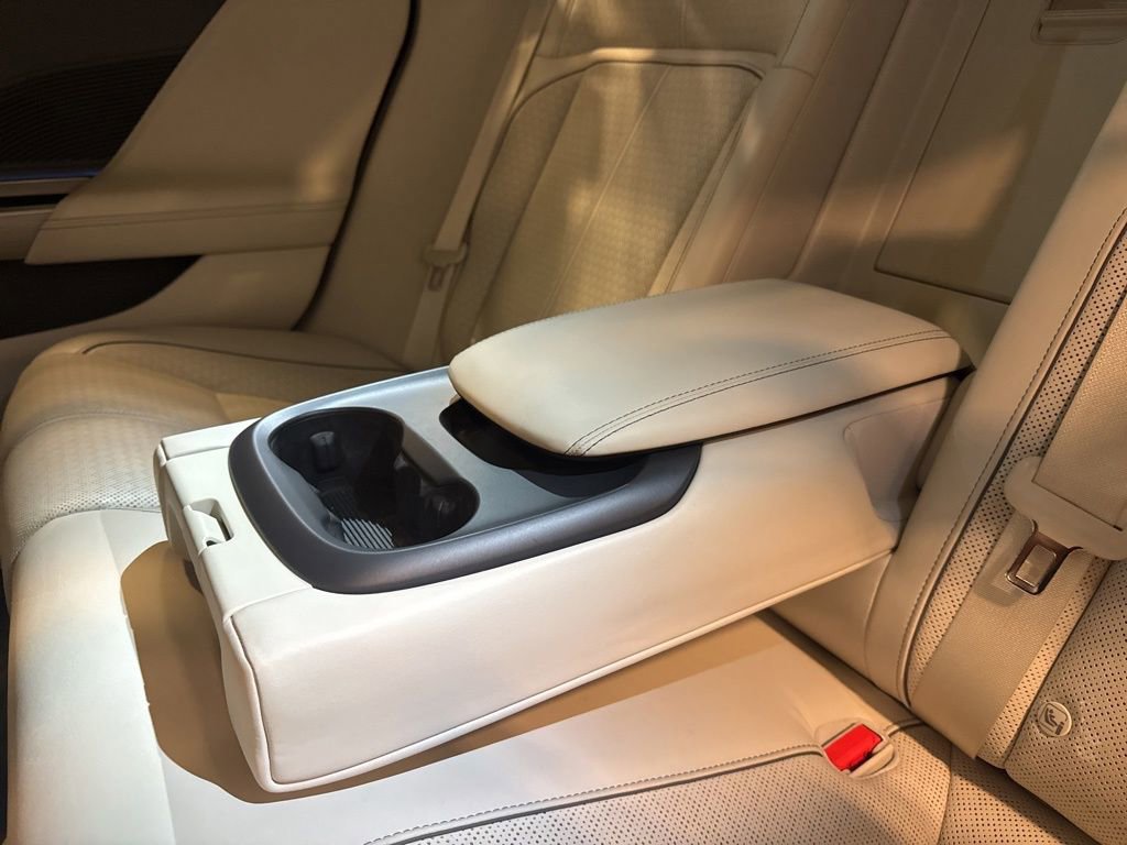 Used 2022 Lucid Air Dream Edition image 39